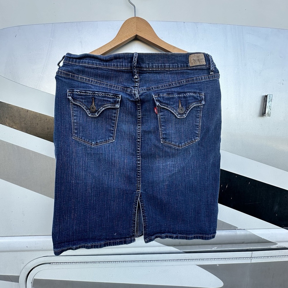 Levi's 512 Western Denim Skirt Size 12 Mini Dark Blue Wash Pocket Flaps Slimming